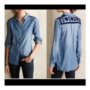 Anthropologie | Holding Horses Dakota Blue Embroidered Chambray Button Up Sz S